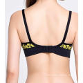 Le soutien-gorge sans couture sexy Jacquard tricoté Womens lingerie ensemble